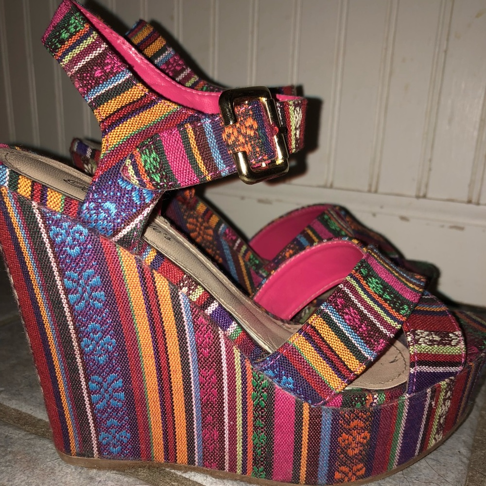 Retro Multicolor Wedges